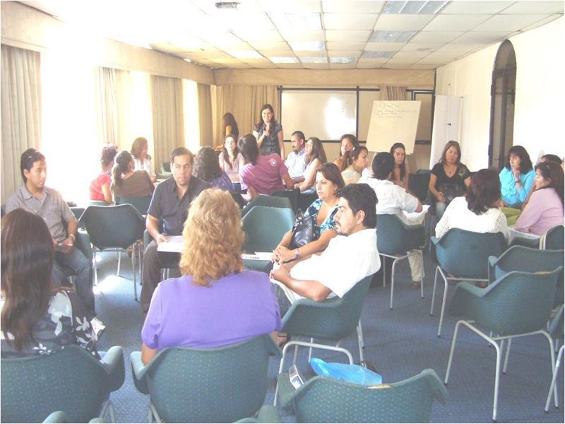 Clase del curso técnicas y manejo de pacientes descompensados para el Servicio de Salud Iquique