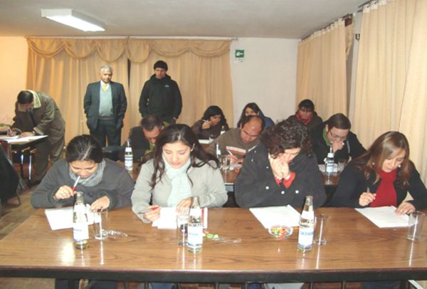 Clase del curso primeros auxilios para el ISL