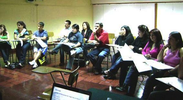Clase del curso primeros auxilios para el ISL